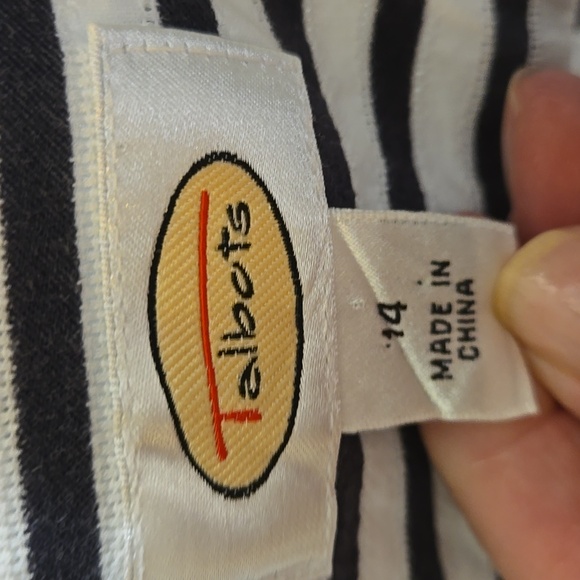 Talbots Long Sleeve Button Down Striped Shirt Size 14 - Picture 3 of 4